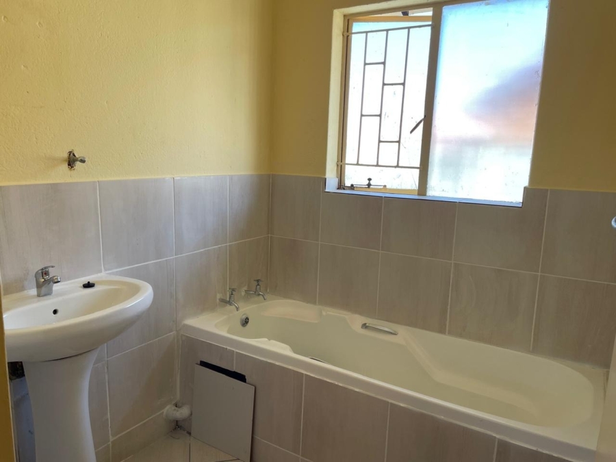 2 Bedroom Property for Sale in Boitekong North West